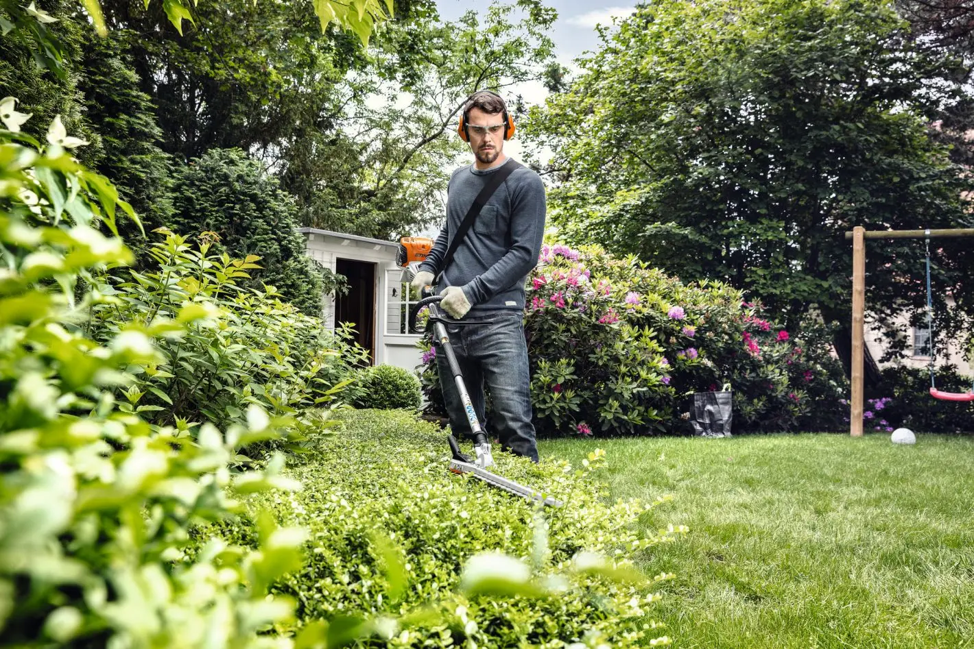 Stihl HL-KM 145 Degree Long-Reach Hedge Trimmer KombiTool - Image 3